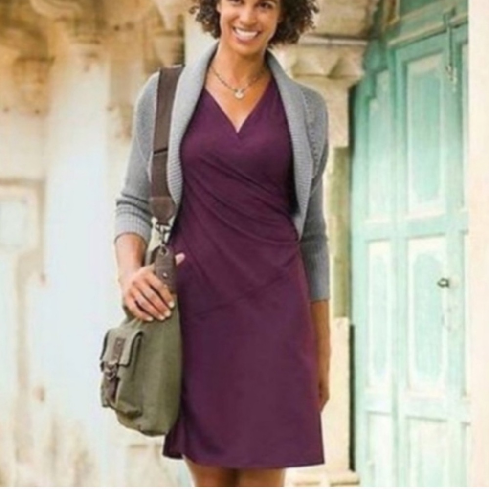 2/$30 SALE Athleta Women Nectar Faux Wrap Dress Cap Sleeves V-Neck Large Petite